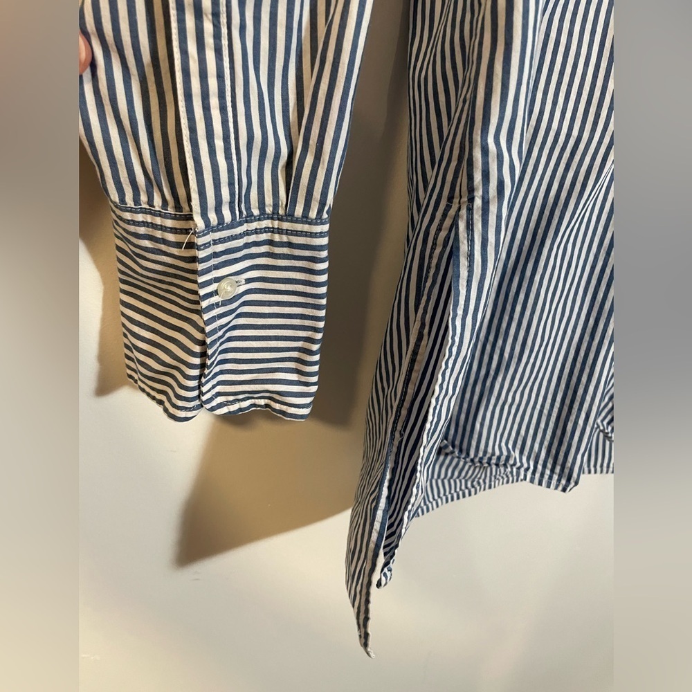 Old Navy Women’s Blouse Blue White Stripe Button Woven Tunic Size Medium - Picture 5 of 10